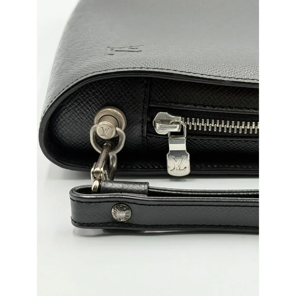 Authentic Louis Vuitton Taiga Baikal Clutch Bag Women Black Logo Genuine Leather